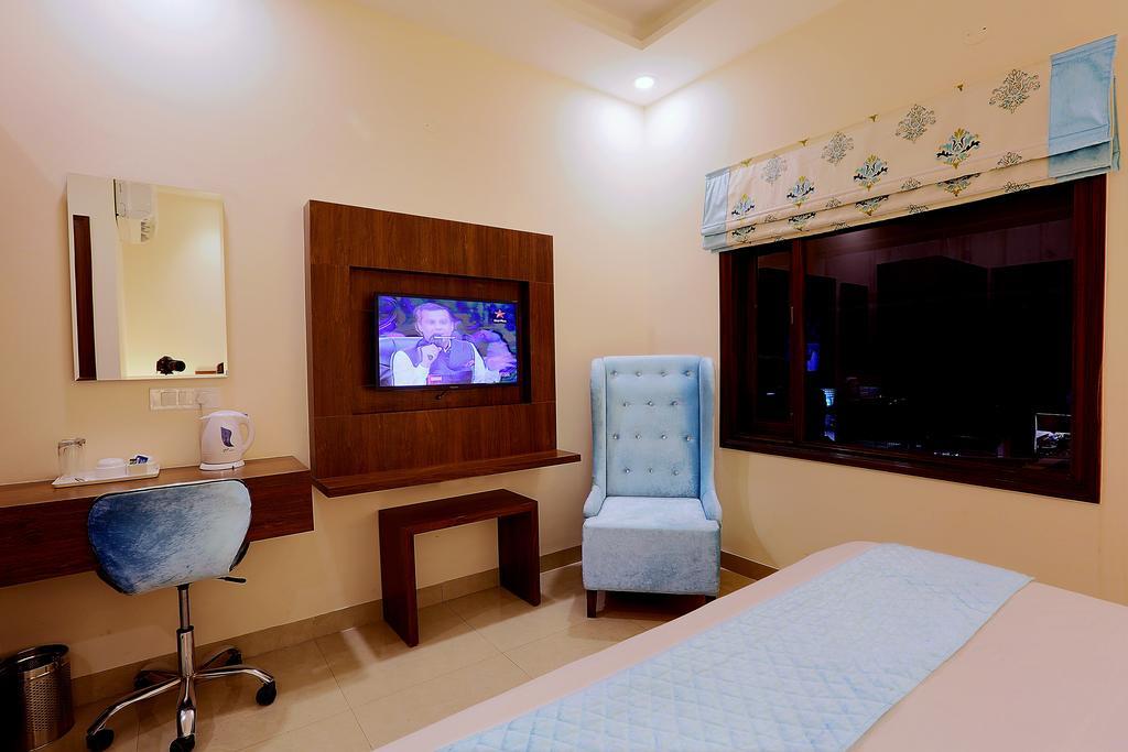 Hotel Rk Grande Ludhiana Exterior foto