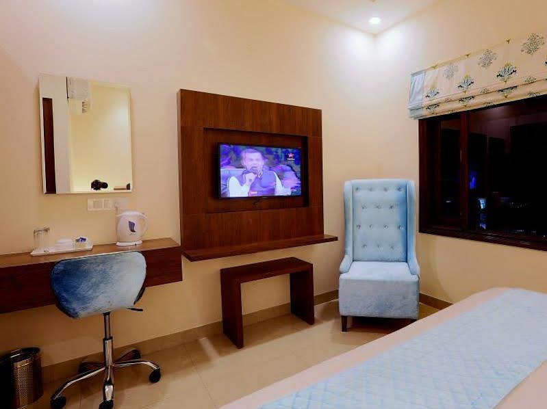 Hotel Rk Grande Ludhiana Exterior foto